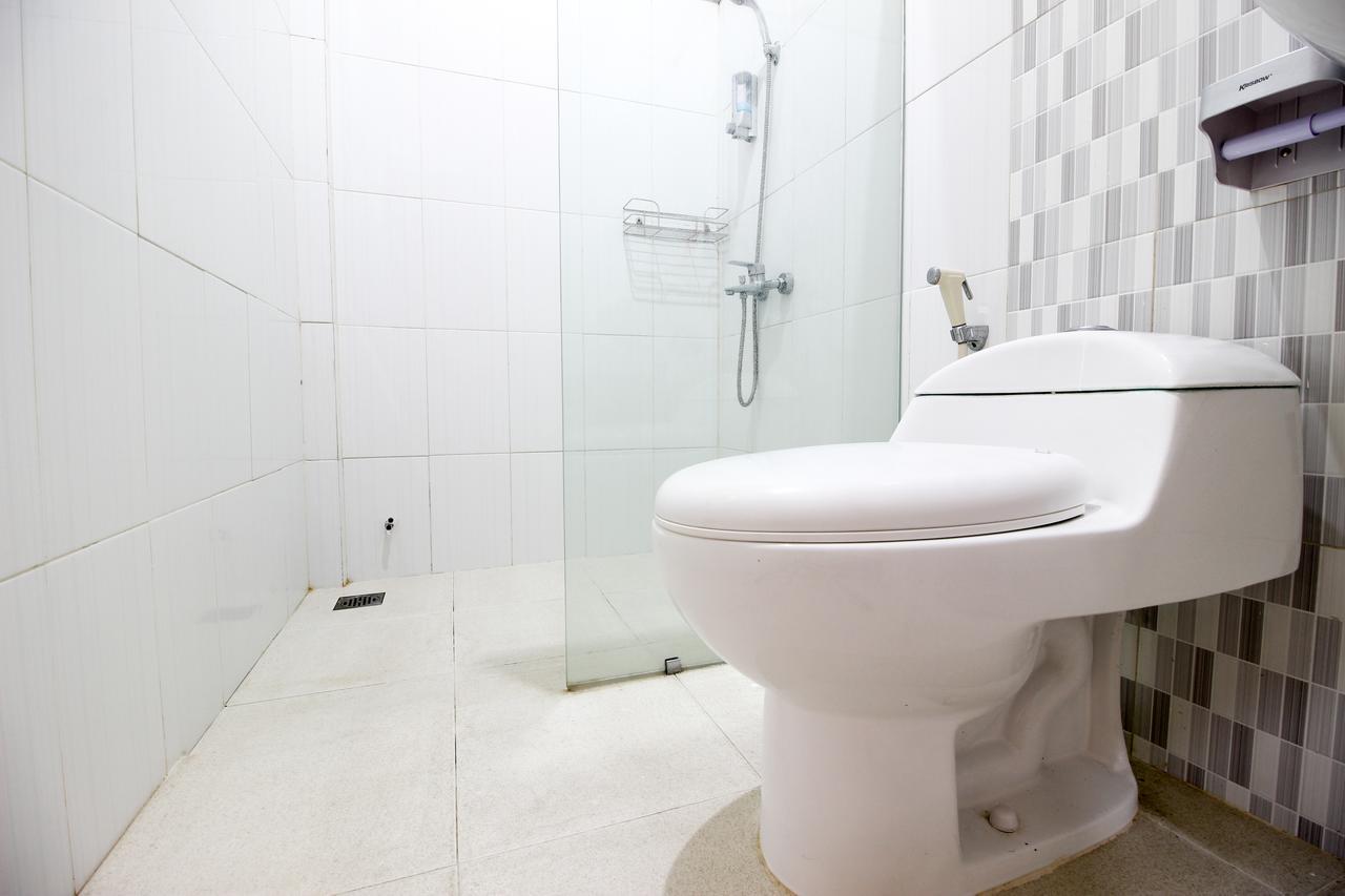 Reddoorz Plus Near Upn Jogjakarta 2 Maguwo Екстер'єр фото